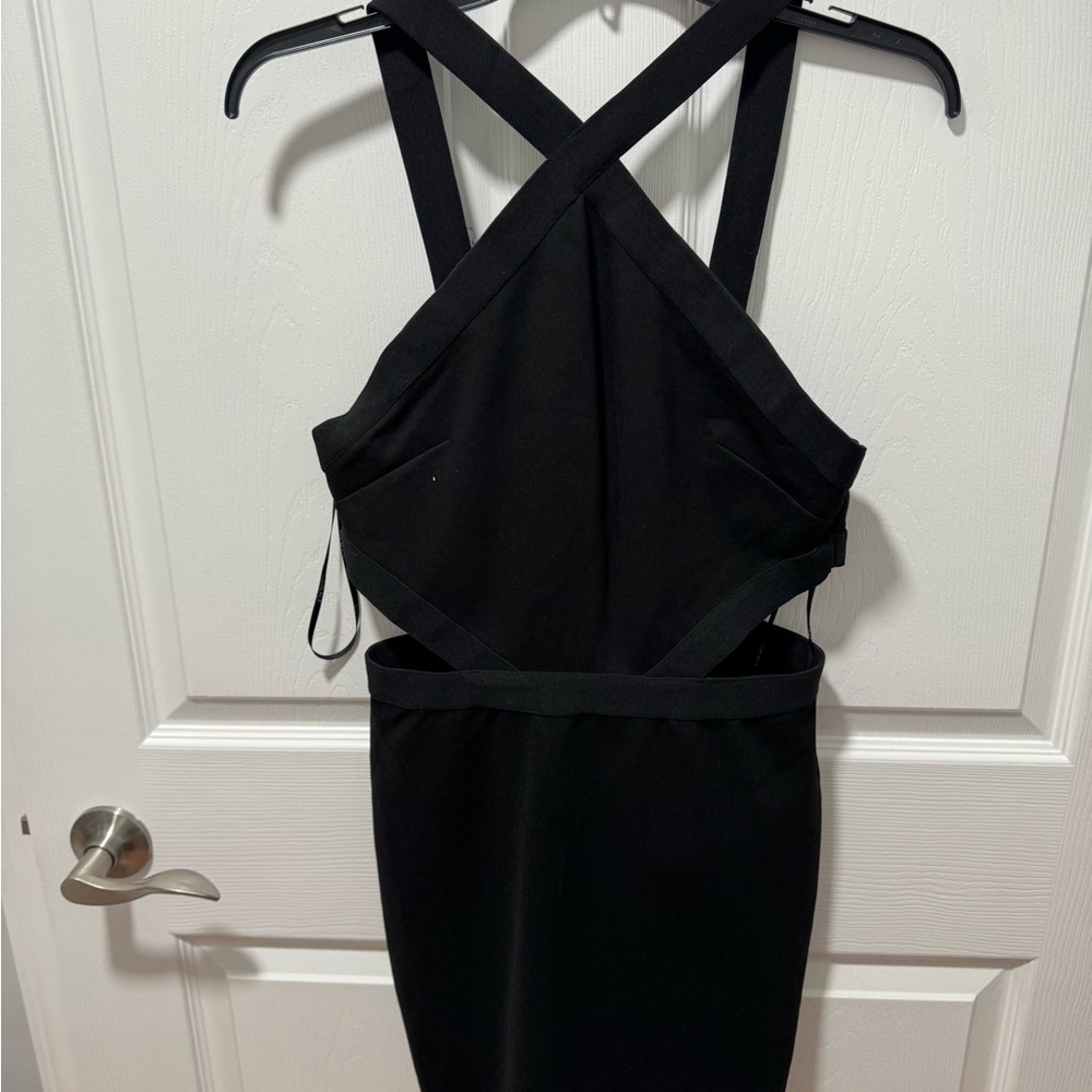 Elegant Black Backless Dress with Cross Straps